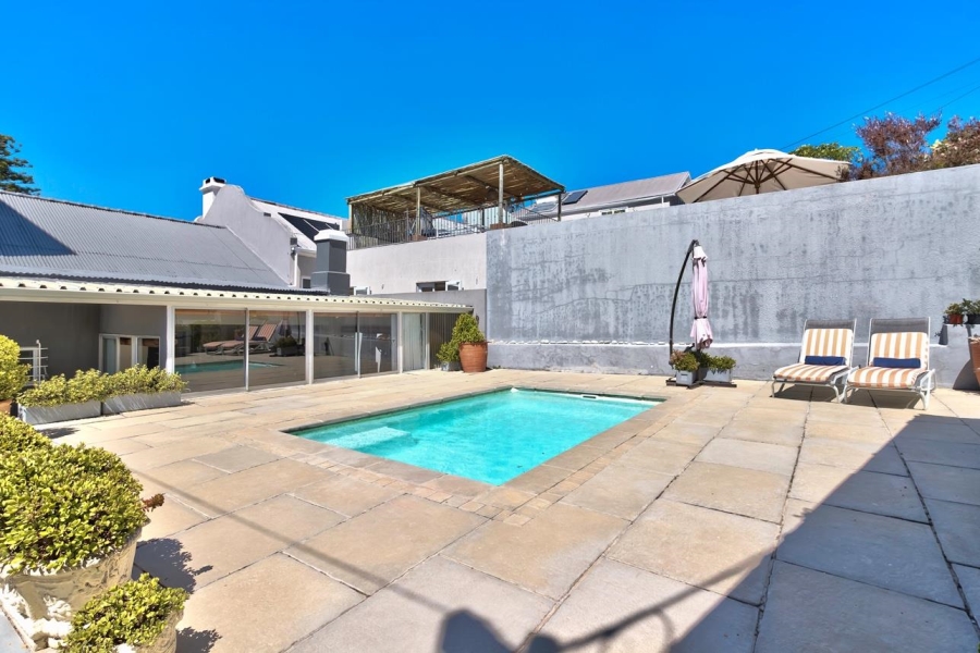 3 Bedroom Property for Sale in Fresnaye Western Cape